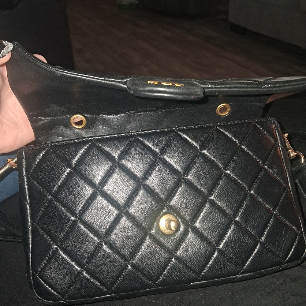 CHANEL VINTAGE LAMBSKIN BAG - Picture 5 of 6